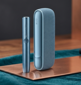 IQOS ILUMA System Azure Blu